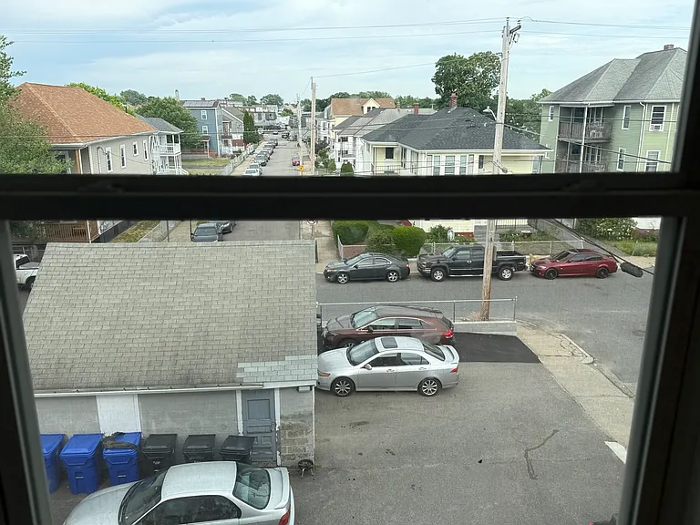 28 Magnolia St — Photo 16
