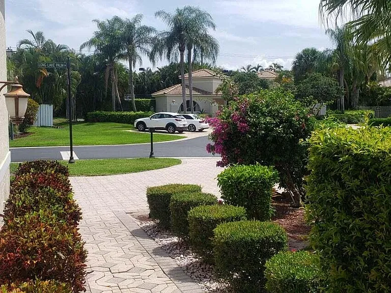 9091 Long Lake Palm Dr S — Photo 3