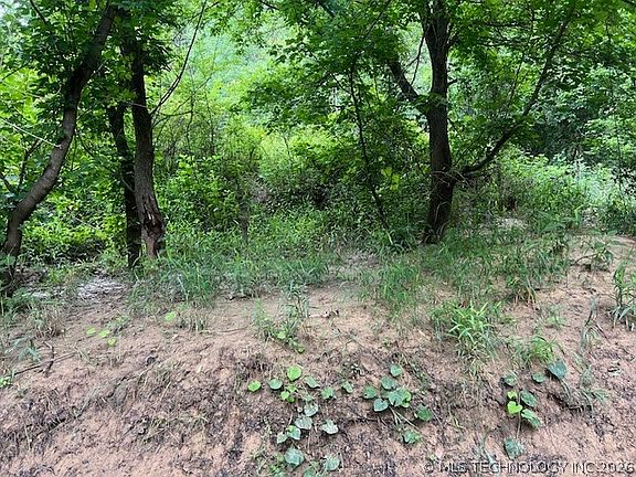 5th image of 3930 Road