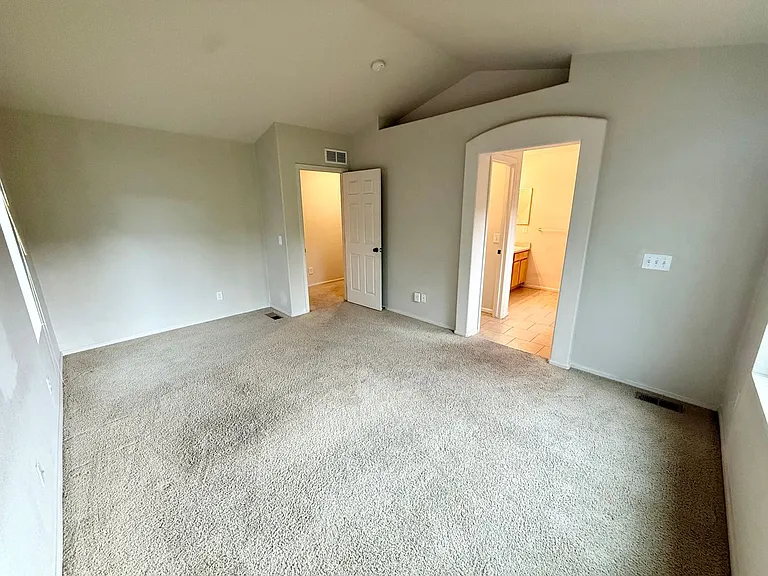 2045 Prairie Hill Dr — Photo 23