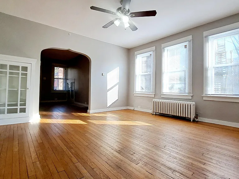5950 Phillips Ave — Photo 7