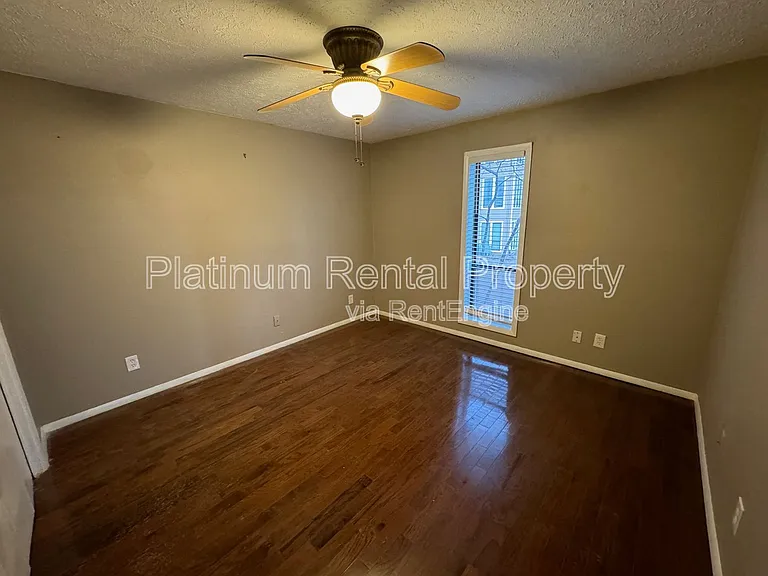 1555 Terrell Mill Pl SE #E — Photo 21