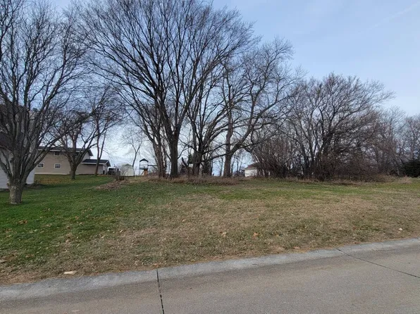 2500 Whitlow Ave #1, Auburn, NE 68305