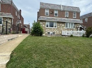 925 Brighton St, Philadelphia, PA 19111