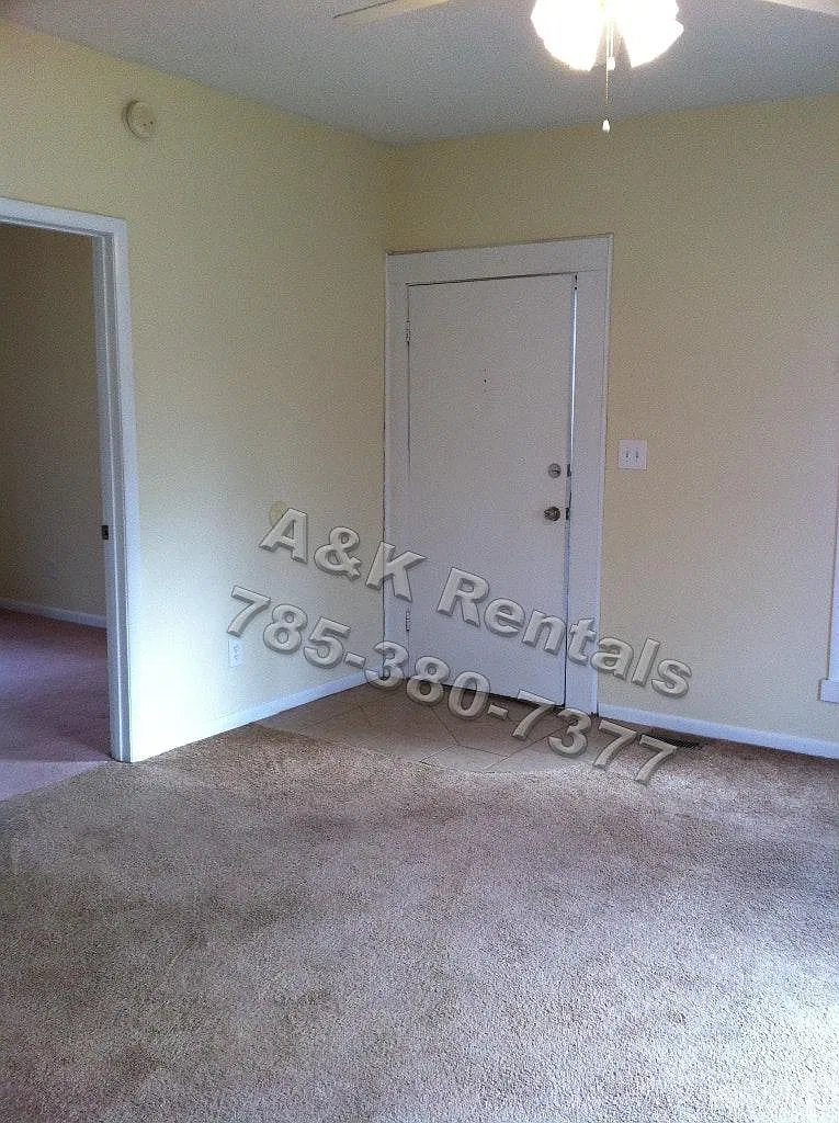 2619 SW Central Park Avenue — Photo 2