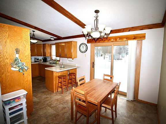 5th image of 1514 Oxford Ln