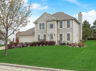 8172 S 36th St, Franklin, WI 53132