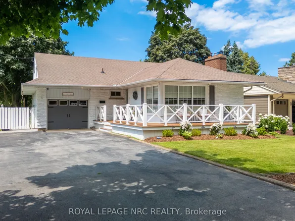 1 Nancy Dr, Saint Catharines, ON L2M 1Y4