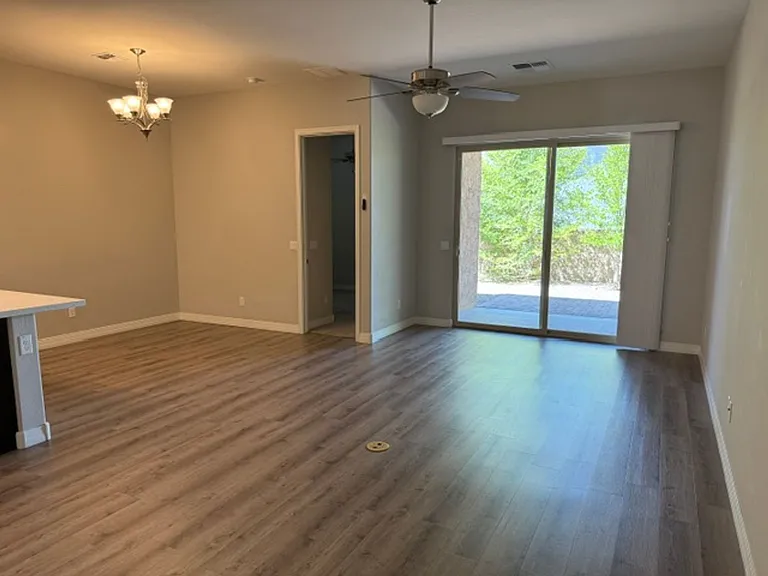 5632 N Teaberry Ln — Photo 3