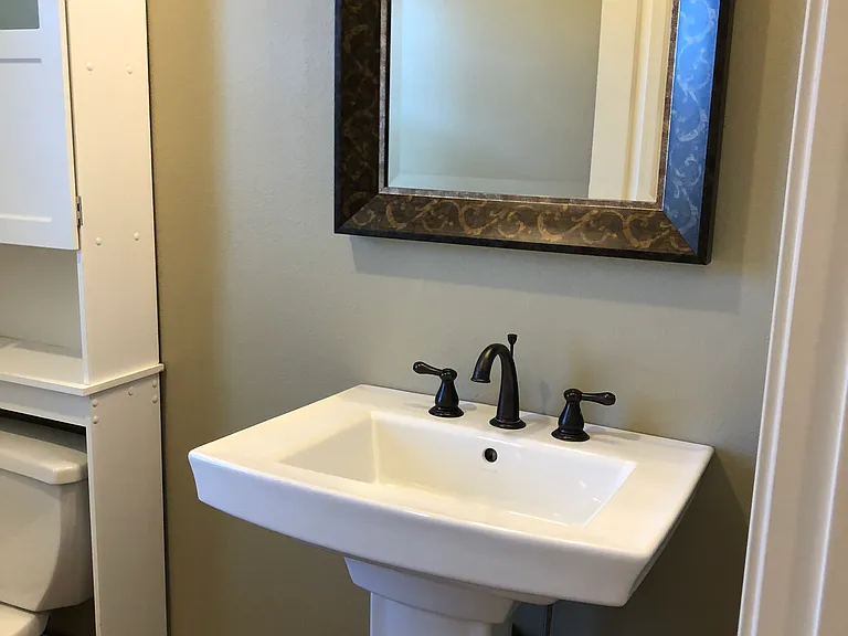 10603 Troy Ave — Photo 15