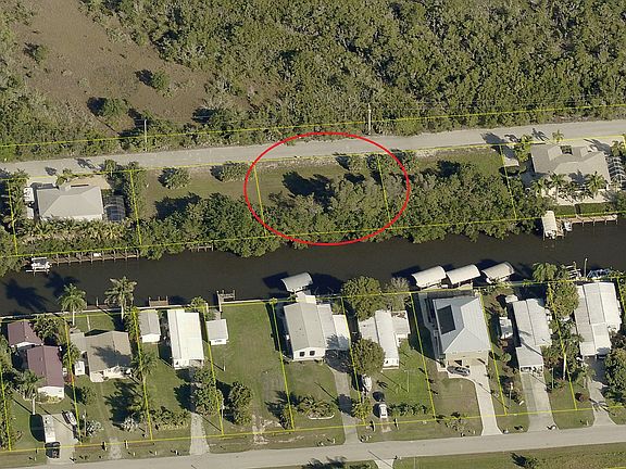 2nd image of 2831 Cussell Dr