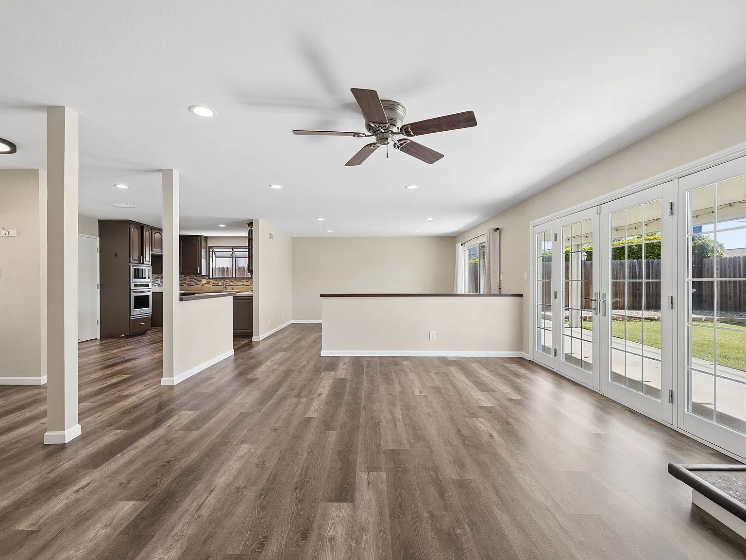 3 bed, 1647 sqft, $4,300 — Photo 3