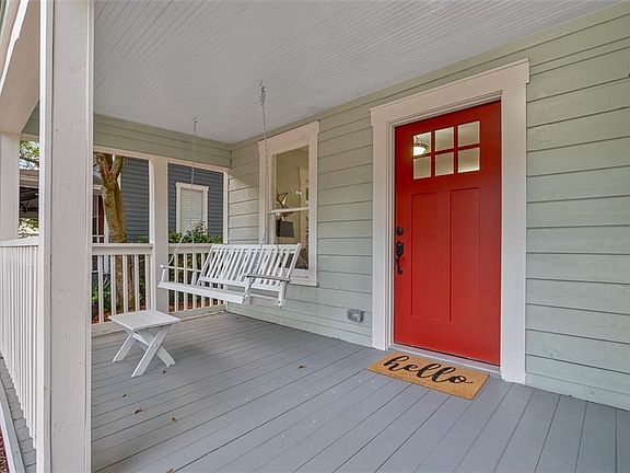 3rd image of 3609 N Tampa St