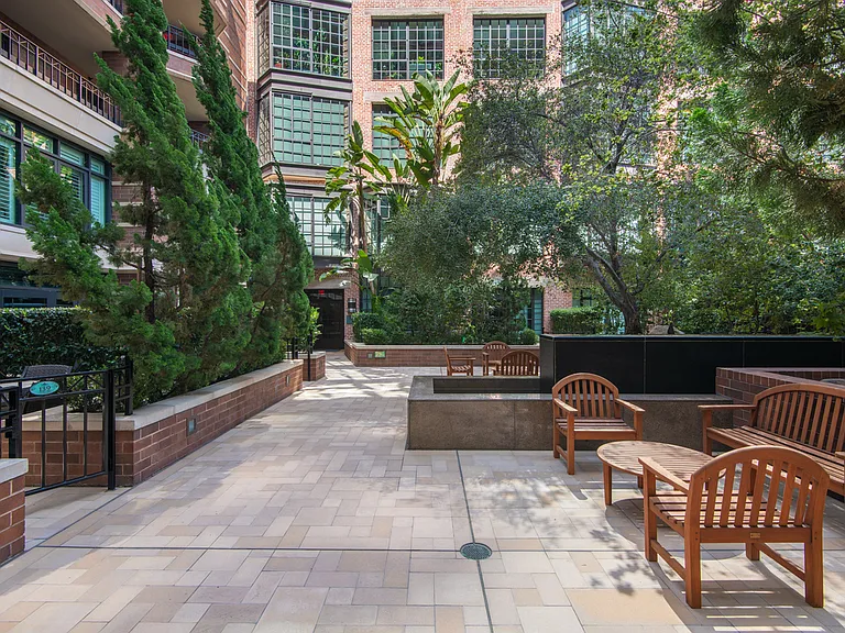 500 W Harbor Dr #1502 — Photo 52