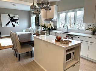 133 Webster Ave #2, Cambridge, MA 02141