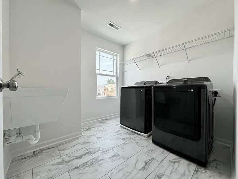 2668 Clipper Ct NW — Photo 18