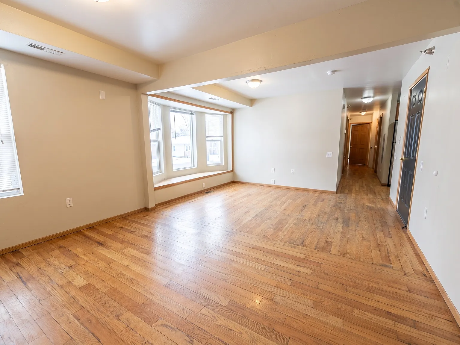 520 W Mifflin St — Photo 3