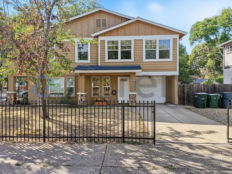 3232 La Solidad Way