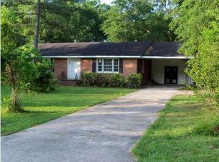 1909 Merry Ln, Mobile, AL 36605
