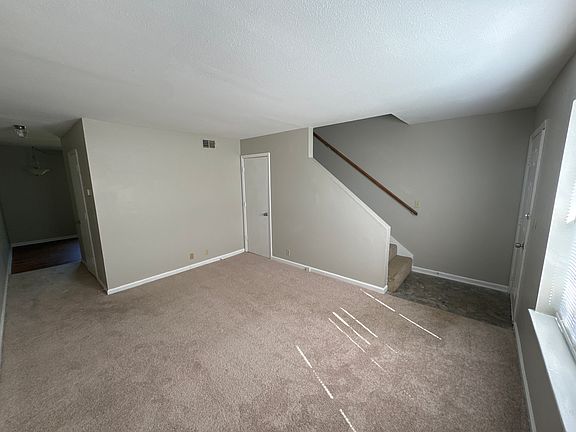 4th image of 1019 Wesleyville St