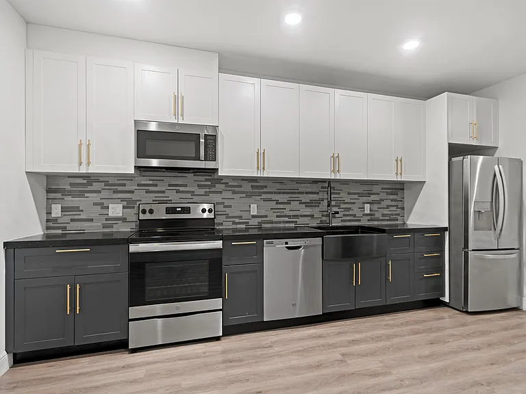 211 Baldwin Ave #606 — Photo 3