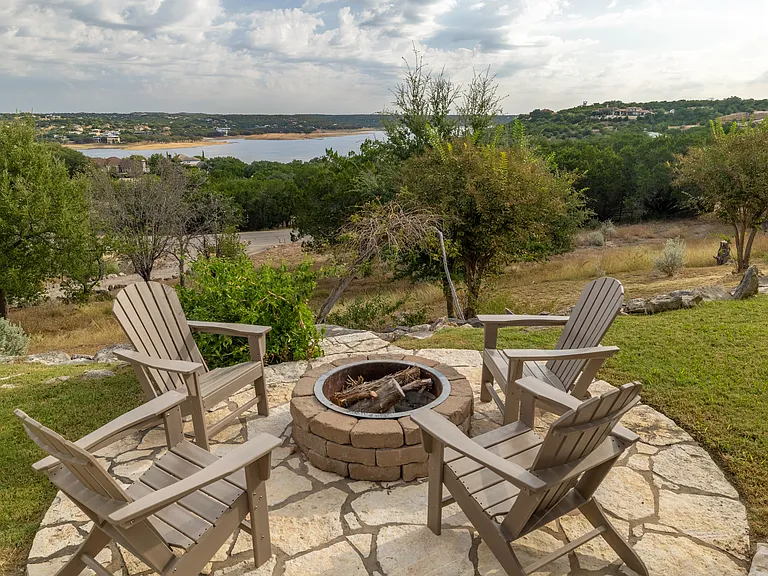 1128 Thurman Bluff Dr — Photo 37