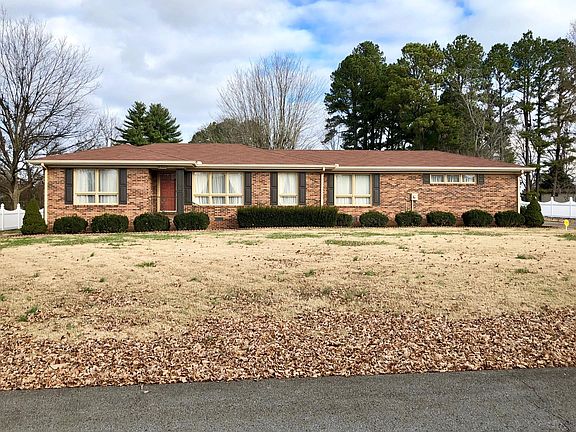 2nd image of 204 Woodmont Dr