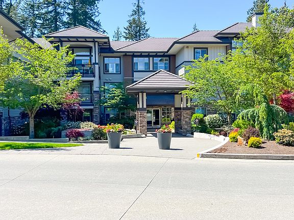 3rd image of 15145 36th Ave #310