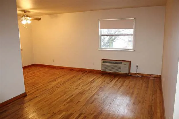 6713 Polk St #6 — Photo 17