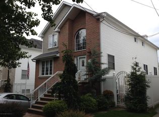 264 Hecker St, Staten Island, NY 10307