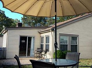 1737 Lake Christopher Dr, Virginia Beach, VA 23464