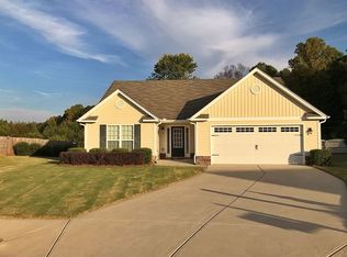 110 Manchester Ln, Jefferson, GA 30549