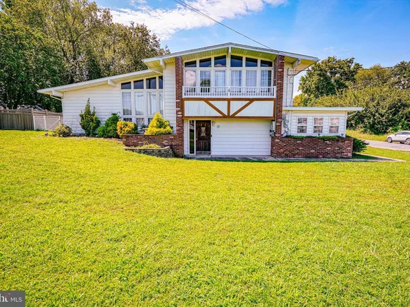 59 Dunn Ln, Pennsville, NJ 08070