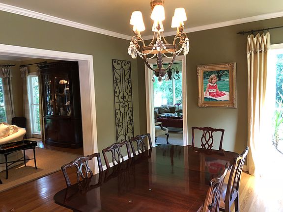 5th image of 302 Belvidere Dr