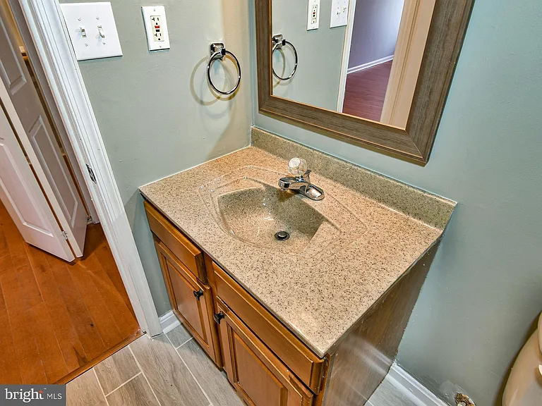 8011 Mandan Rd #303 — Photo 20
