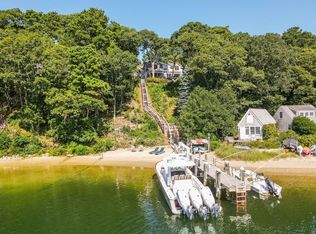 20 Sunnyside Ave, Tisbury, MA 02568