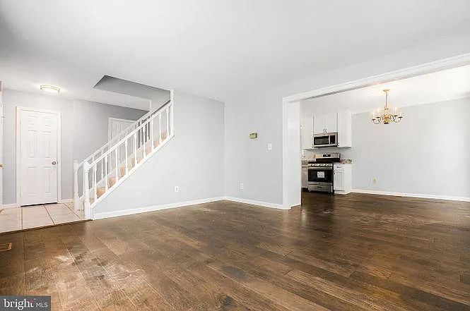 Valley View Dr — Photo 8