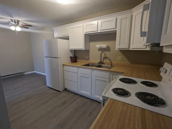 Briarwood Apartments, 119 Briar Ln #1e1c8281a, Tipton, MO 65081
