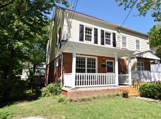 2261 Sweetbriar Dr, Alexandria, VA 22307