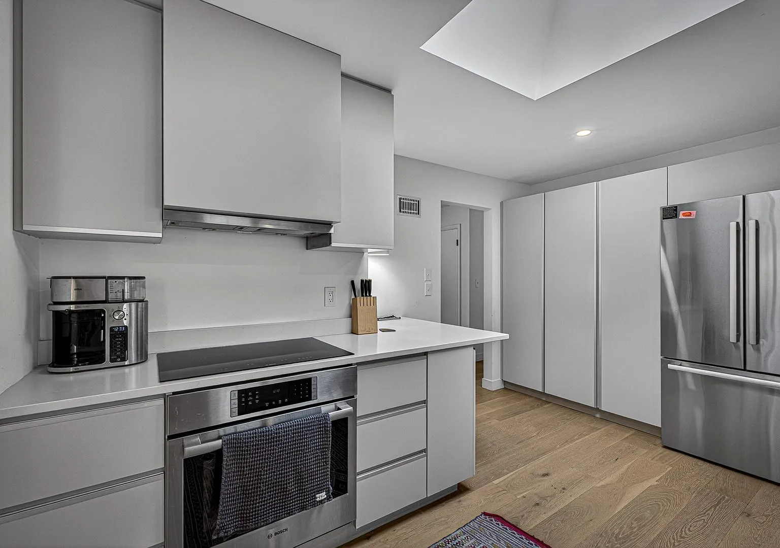 3 bedroom home in the Westwood neighborhood — Photo 3