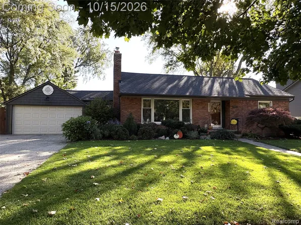 4433 Arlington Dr, Royal Oak, MI 48073