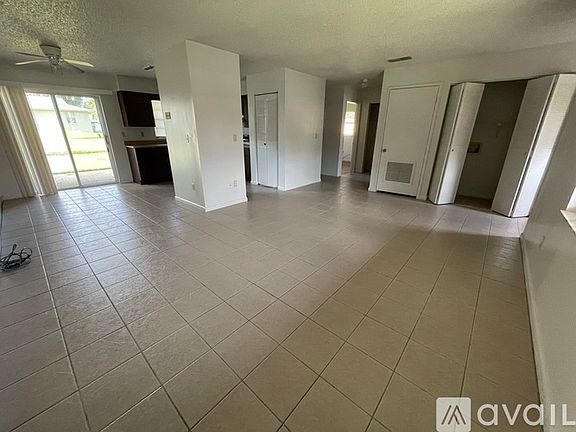 2nd image of 5763 NE 33rd St