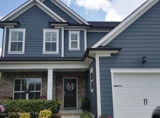 8326 Front Gate Cir, Ooltewah, TN 37363