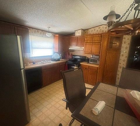 3rd image of 10130 Oakview Rd