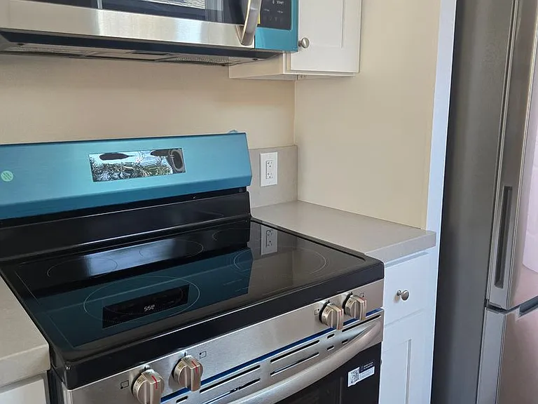 6030 Colonial Dr — Photo 15