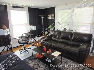 215 N Blair St, Madison, WI 53703
