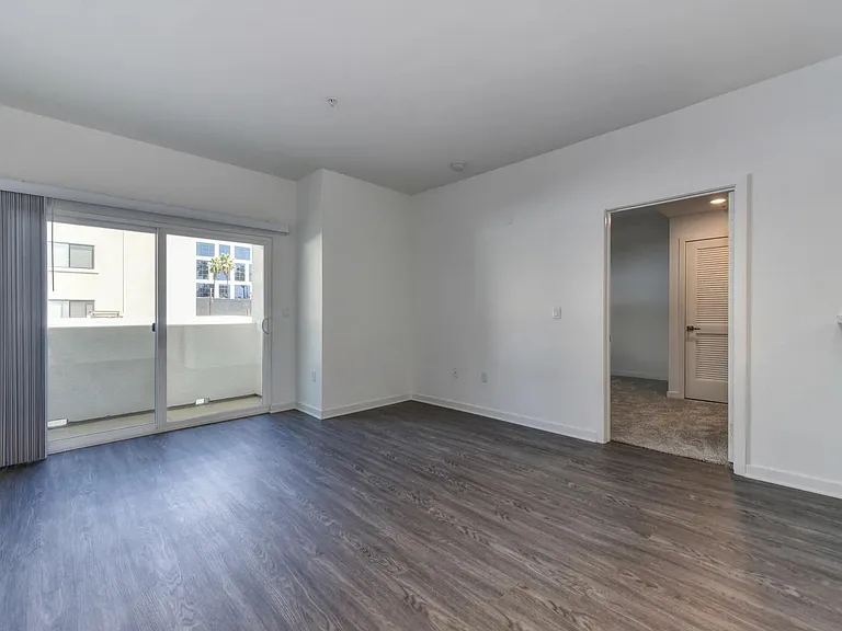1446 Sunset Residences LLC — Photo 16