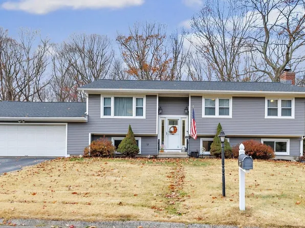 25 Oakwood Drive, Seymour, CT 06483