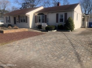 117 Ensign Ave, Beachwood, NJ 08722