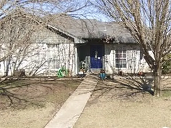 1311 Crosscreek Ln, Seagoville, TX 75159